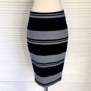 Elizabeth and James NWOT skirt